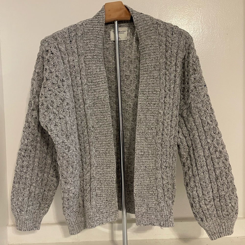 Abercrombie & Fitch Gray Cable Knit Cardigan